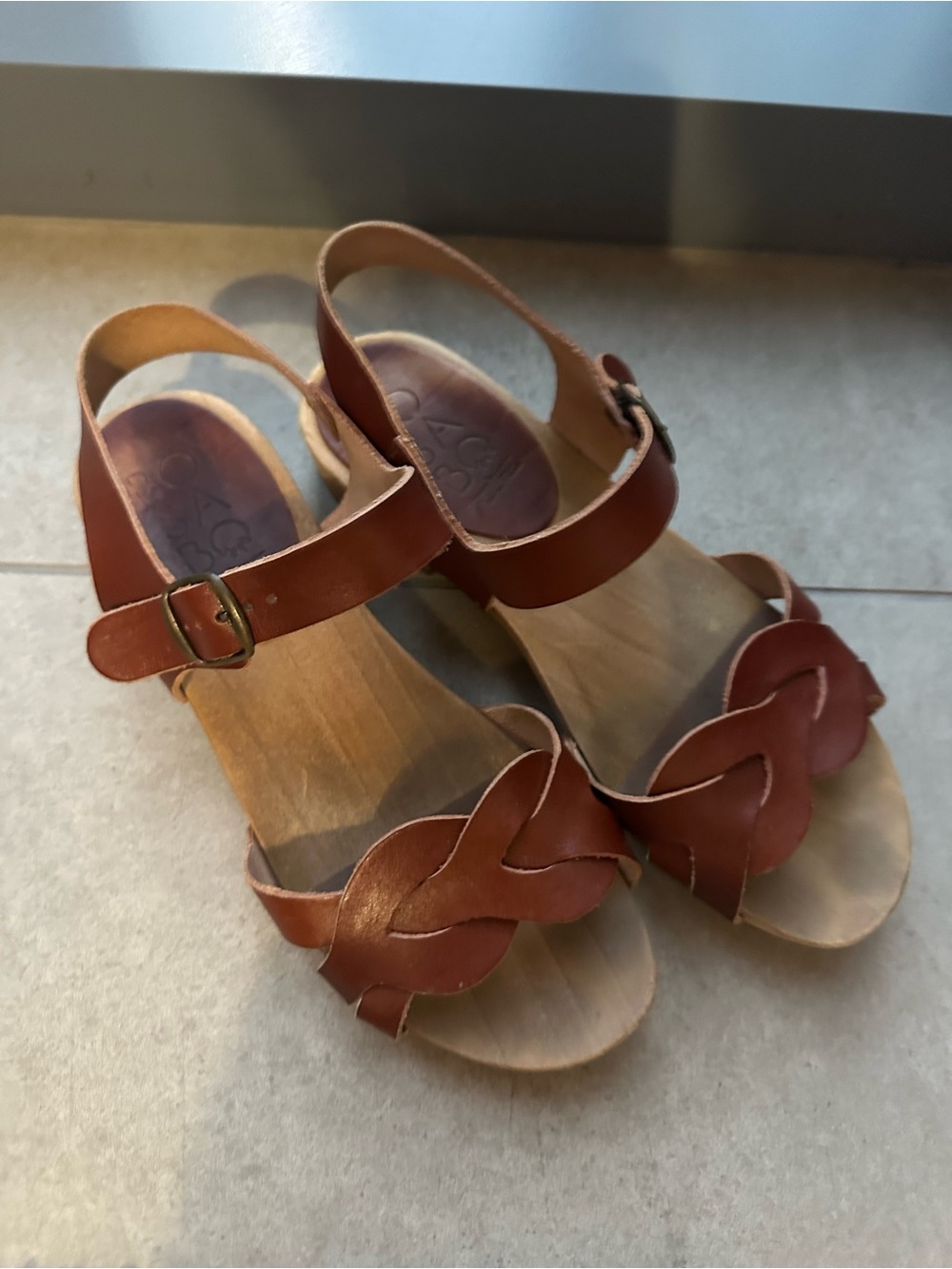 Leather Braided Strap Sandals - Brown